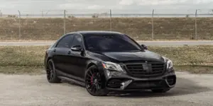 Mercedes-Benz S560